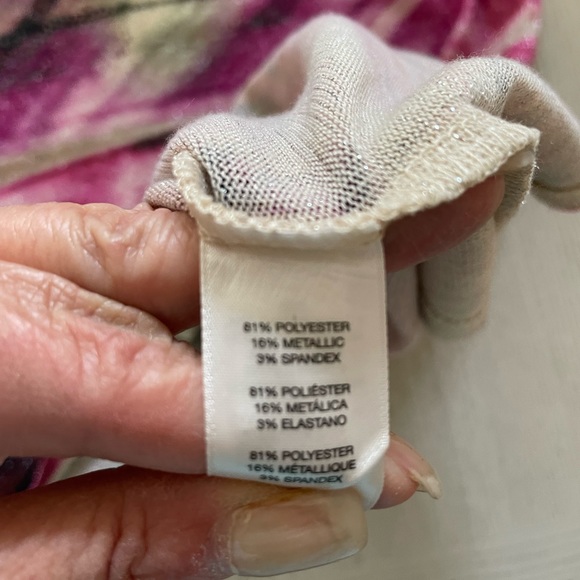 Chico’s, Glitter & Silver Studded with shark bite bottom Tunic is a Sz and 10-12 - Picture 4 of 11